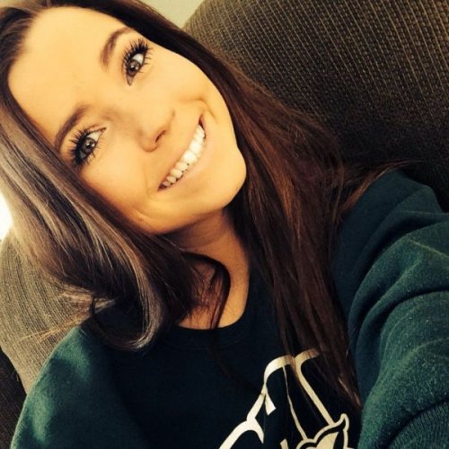 Симпатичные девушки (27 фото)