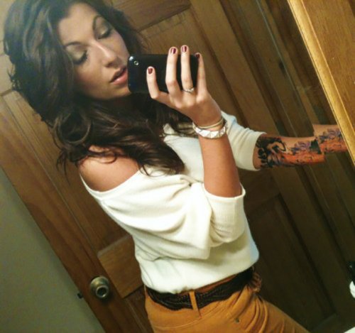 Девичьи самострелы из соцсетей (30 фото)