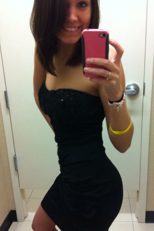 Девичьи самострелы из соцсетей (30 фото)