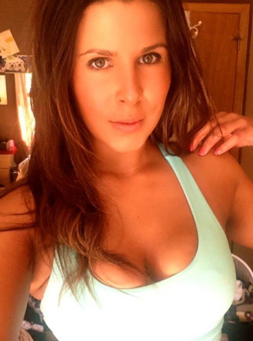 Девичьи самострелы из соцсетей (30 фото)