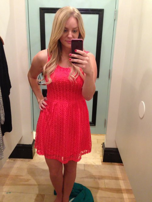 Девичьи самострелы из соцсетей (30 фото)