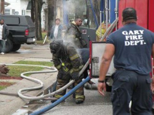 Пожарные: отважные люди, спасающие людей (24 фото)