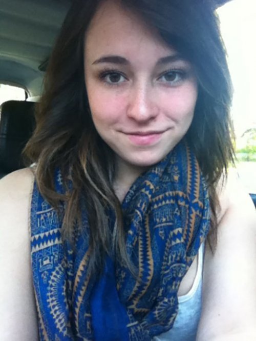 Симпатичные девушки (28 фото)