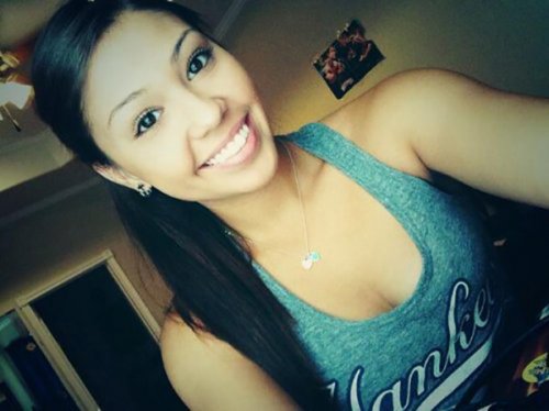 Симпатичные девушки (28 фото)