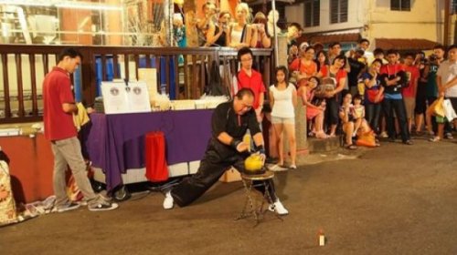 Стальной палец китайского мастера кунг-фу (6 фото + видео)