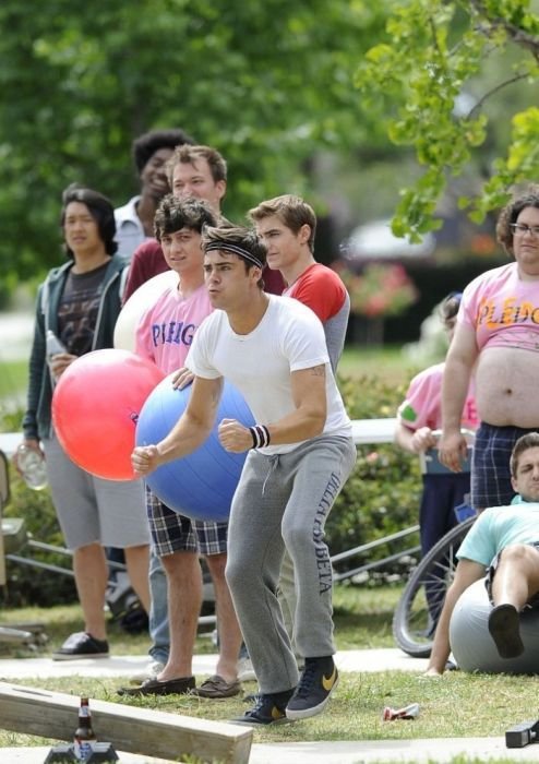 Забавные снимки со знаменитостями (16 фото) Забавные снимки со знаменитостями (16 фото)