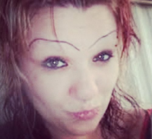 Пост про женские брови и чувство прекрасного (23 фото)