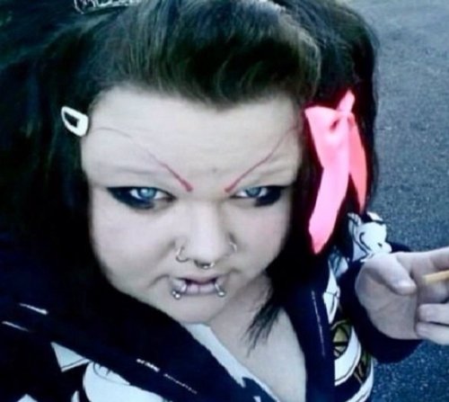 Пост про женские брови и чувство прекрасного (23 фото)