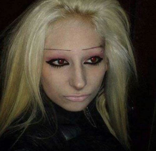 Пост про женские брови и чувство прекрасного (23 фото)