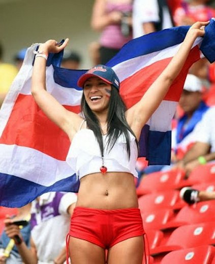 Страстные болельщицы на Чемпионате мира по футболу (32 фото) Страстные болельщицы на Чемпионате мира по футболу (32 фото)