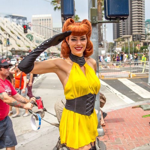 Сексуальные косплейщицы на Comic-Con 2014 (28 фото)