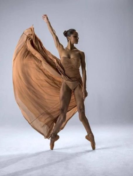 Солистка Американского театра балета Мисти Копленд (30 фото)