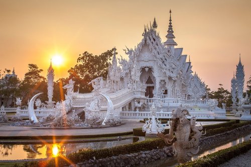 Белый храм в Таиланде (14 фото)