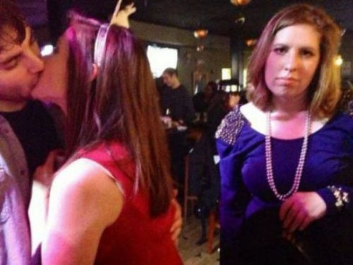 Одинокие сердца (24 фото)