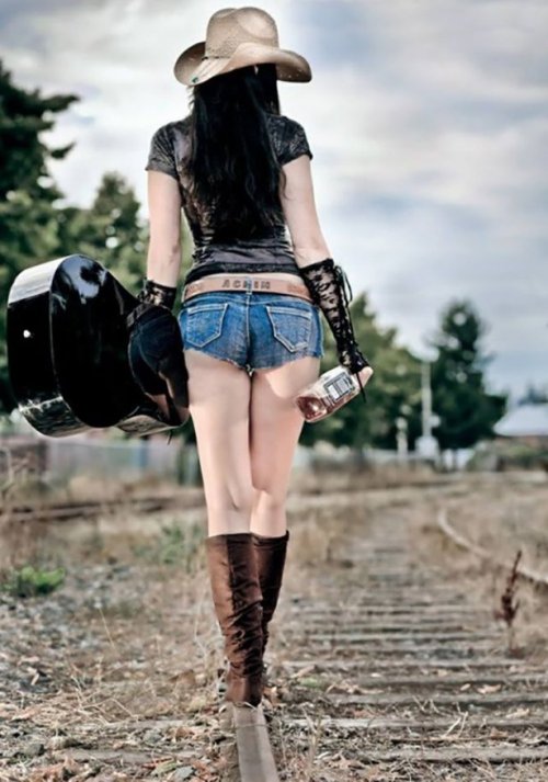 Соблазнительные ковбойши (28 фото)