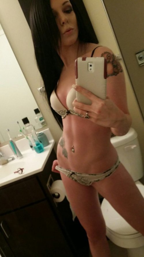 Девичьи самострелы (29 фото)