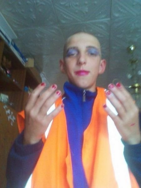 Чудаки и чудачки из социальных сетей (24 фото)