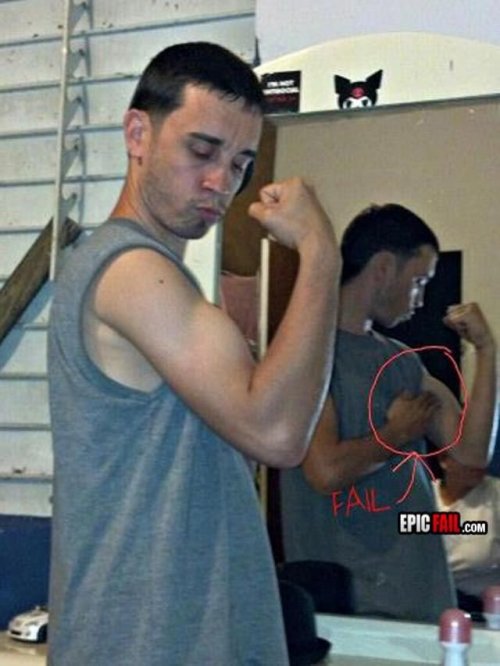 Неудачные селфи с отражением (20 фото)