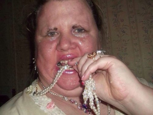 Чудаки и чудачки из социальных сетей (24 фото)