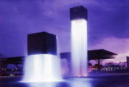 Прикольные фонтаны со всего света (25 фото)