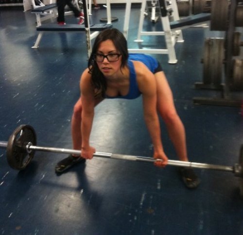 Фитнес-девушки (26 фото)