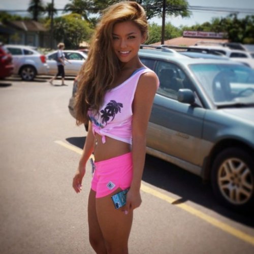 Спортивные девушки (24 фото)