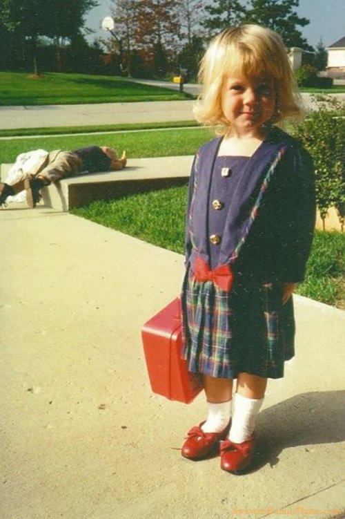 Дети, благодаря которым семейные фотографии стали уникальными (20 фото)