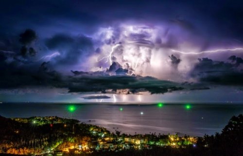 Мир прекрасен и без фотошопа! (22 фото)