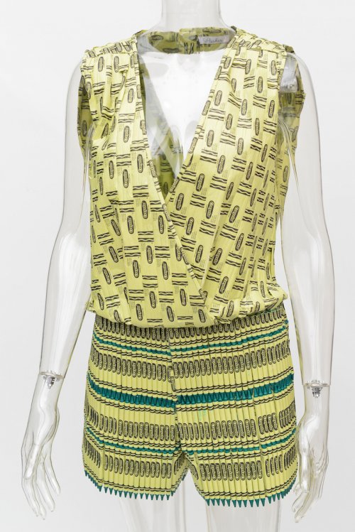 Дизайнерская одежда из мелков Crayola (8 фото)