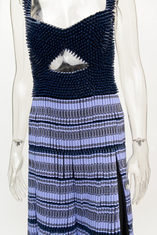 Дизайнерская одежда из мелков Crayola (8 фото)