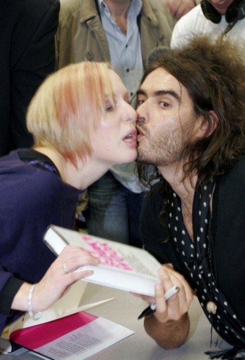 Не самые удачные фото со знаменитостями (17 фото)