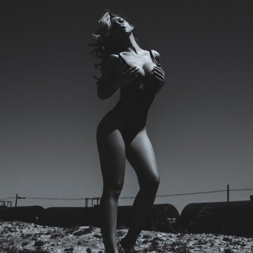 Сексуальная фотомодель Эмили Сирс (34 фото)