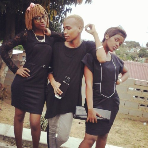 Селфи на похоронах (21 фото)