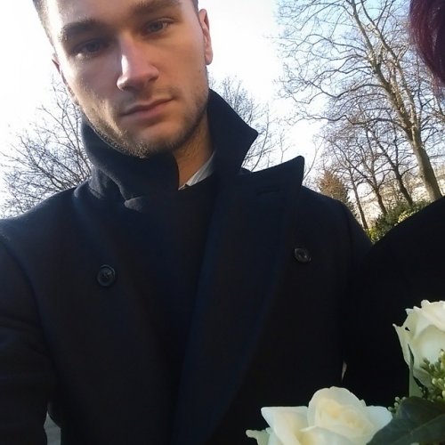 Селфи на похоронах (21 фото)