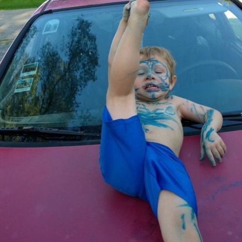 Маленькие детки &mdash; маленькие бедки (24 фото)