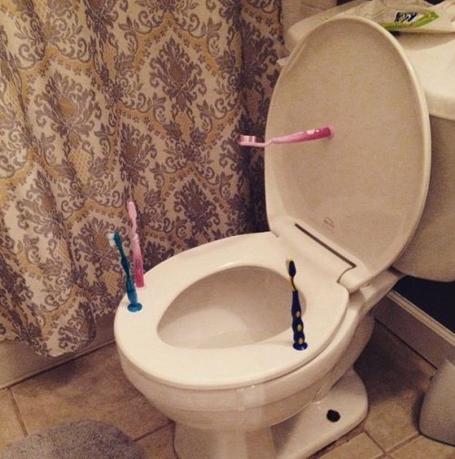 Маленькие детки &mdash; маленькие бедки (24 фото)