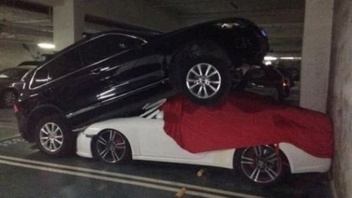 Необычные и впечатляющие аварии и ДТП (23 фото)