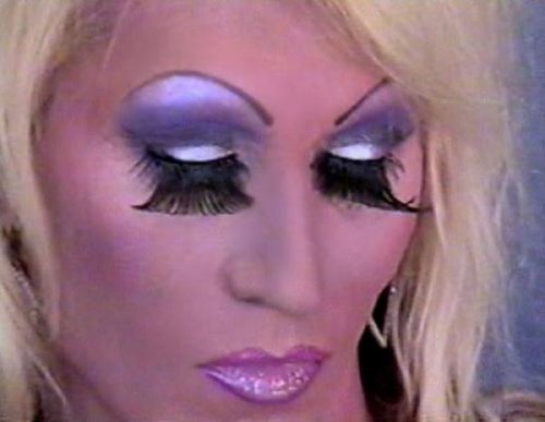 Жертвы макияжа (20 фото)