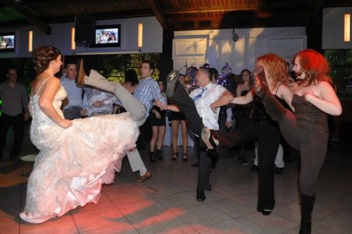 Весёлые и забавные свадебные фотографии (21 шт)