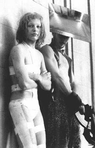 Закулисье известных фильмов (28 фото) Закулисье известных фильмов (28 фото)