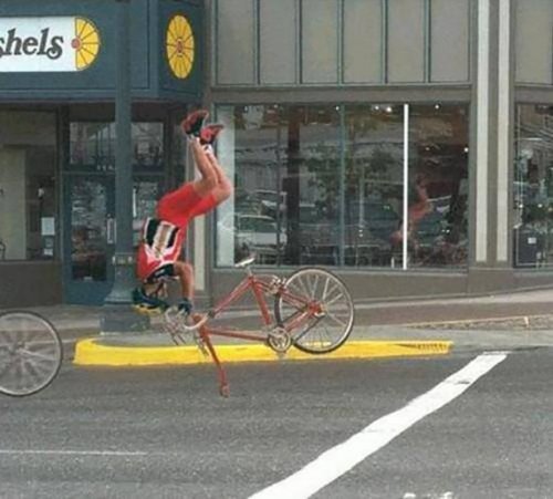 Неудачный день в картинках (14 фото)