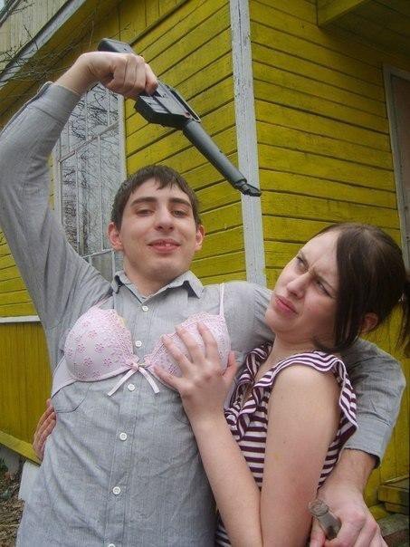 Чудаки и чудачки из социальных сетей (16 фото) Чудаки и чудачки из социальных сетей (16 фото)