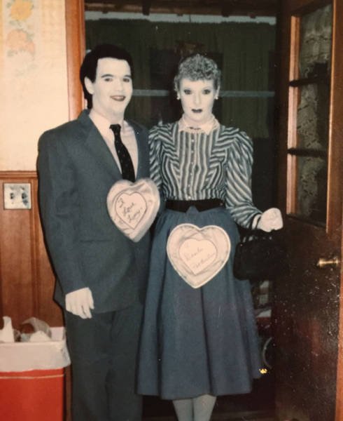 Прикольные костюмы на Хэллоуин для любого возраста и на любой бюджет (29 фото) Прикольные костюмы на Хэллоуин для любого возраста и на любой бюджет (29 фото)