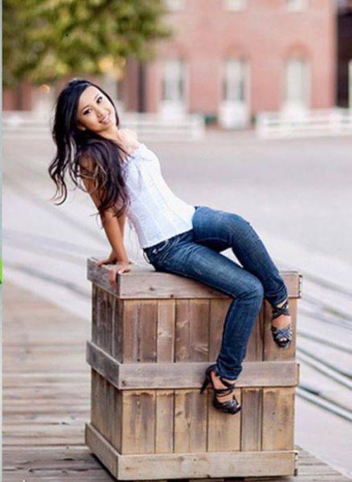 Неудачные позы для женской фотографии (33 фото)