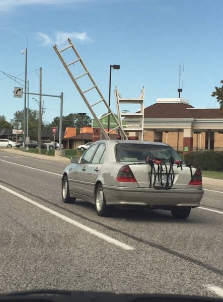 Приколы на дорогах (27 фото) Приколы на дорогах (27 фото)