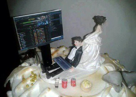 Странные и необычные торты (13 фото) Странные и необычные торты (13 фото)