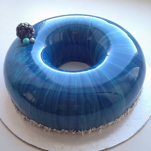 Потрясающие торты с зеркальной глазурью от Ольги Носковой (15 фото)