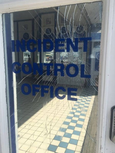 Рабочие приколы и казусы (17 фото) Рабочие приколы и казусы (17 фото)