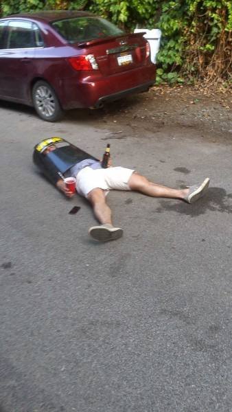 Студенческая жизнь в прикольных картинках (25 фото) Студенческая жизнь в прикольных картинках (25 фото)