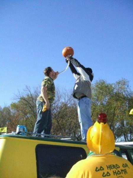 Студенческая жизнь в прикольных картинках (25 фото) Студенческая жизнь в прикольных картинках (25 фото)